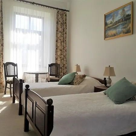 Bed & Breakfast Folwark Goscino-dwor *