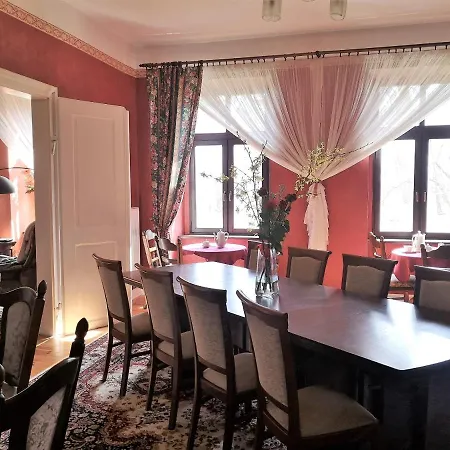 Folwark Goscino-dwor Bed & Breakfast Gościno