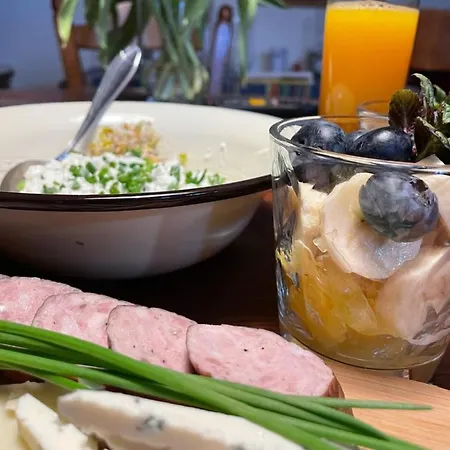 Folwark Goscino-dwor Bed & Breakfast