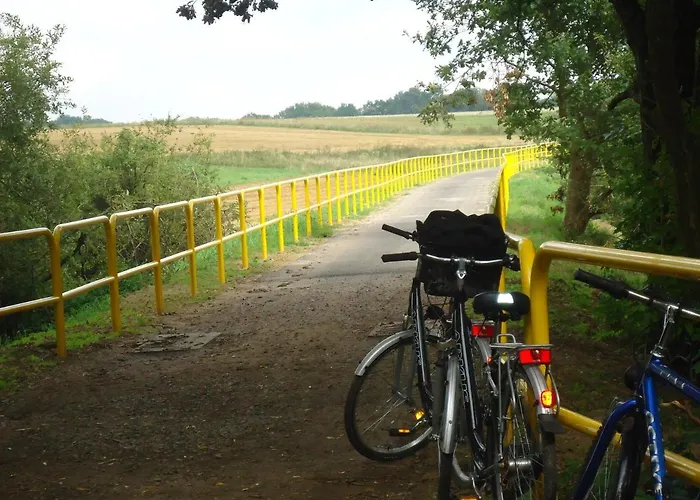 Folwark Goscino-dwor Bed & Breakfast