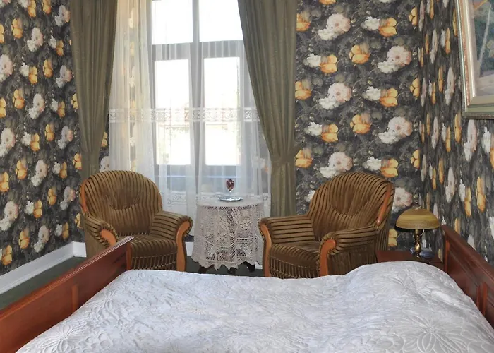 Folwark Goscino-dwor * Gościno