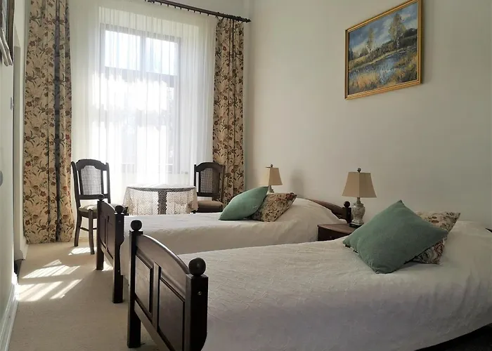 Bed & Breakfast Folwark Goscino-dwor *